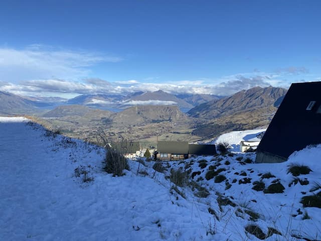  Queenstown-Airport-(ZQN)_2023-06-01_a701