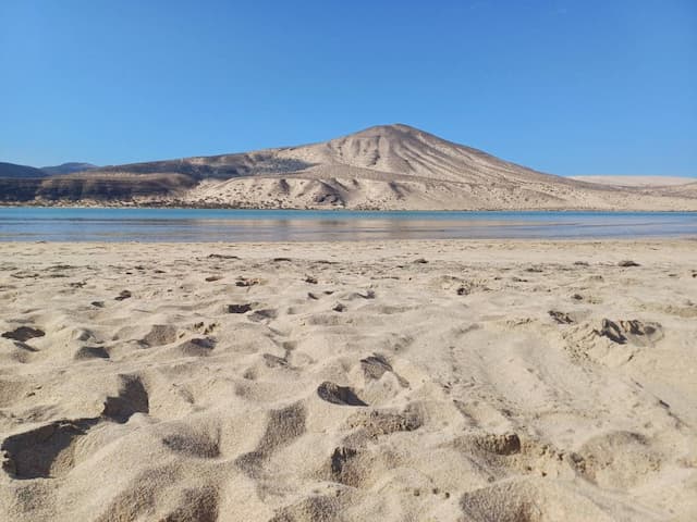  Fuerteventura-Airport-(FUE)_2023-11-30_ae00